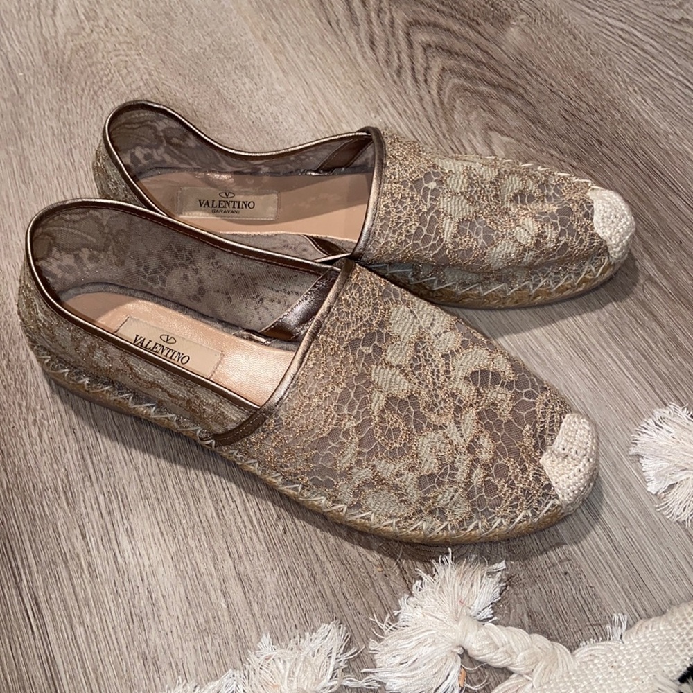 Valentino Garavani Gold Metallic Lace Espadrilles Vintage